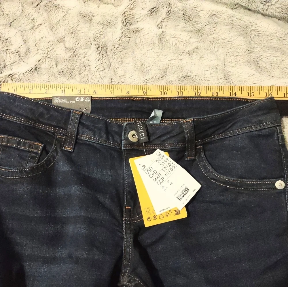NWT Dividend‎ Flare Low Waist Jeans size 10 Dark Blue